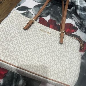 Michael Kors tote